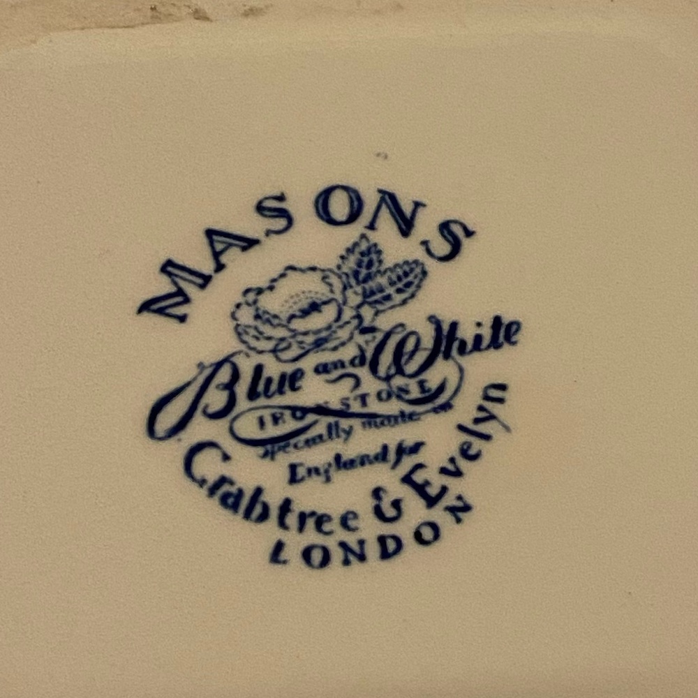 Crabtree & Evelyn of London Container - Picture 4 of 7